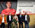 Bild: sche
Die Gemeinde Freudenberg begrüßt ihre Olympia-Teilnehmerin Corina Schwab (von links) Altbürgermeister Norbert Probst, Bürgermeister Alwin Märkl, Corinna Schwab, MdL Harald Schwartz, 3. Bürgermeister Christian Drexler.
