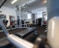 Symbolbild: Sebastian Gollnow
Ein geschlossenes Fitnessstudio.