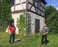 Bild: phs
Tobias Punzmann (links) und Stephan Argauer haben spontan doch noch "Hausfluss"-Filmtage auf die Beine gestellt. Die Open-Air-Filmreihe geht am Wochenende an der Alten Schießstätte am Mühlbergweg über die Bühne