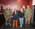 Bild: frd
Oberstabsfeldwebel Sven Deiss wurde im Amt bestätigt. Unser Bild zeigt die neu gewählte Vorstandschaft mit (von links) Sven Deiss, Feldwebel d. R. Reinhold Malzer (Beisitzer), Stabsfeldwebel a. D. Christoph Fröhlich (Presse- und Dokumentationswart), Oberstabsfeldwebel d. R. Josef Niedermeier (Kassenprüfer), Carmen Schlosser (Schatzmeisterin), Oberstabsfeldwebel a. D. Peter Klemm (Beisitzer) und Stabsfeldwebel Rene Grychnik (stellvertretender Vorsitzender) .