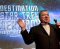 Bild: Frank Rumpenhorst
Schauspieler William Shatner, bekannt geworden als Captain Kirk in der Fernsehserie „Star Trek“, bei einer Pressekonferenz. Shatner soll erstmals wirklich ins All fliegen. Foto: picture alliance / dpa