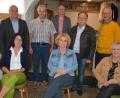 Bild: jr
Neuwahlen gab es beim Musikverein Konnersreuth. Im Bild (sitzend, von links) Elvira Schiedeck, Susanne Ernst und Elisabeth Kien sowie (stehend, von links) Vorsitzender Detlev Ernst, Armin Scharnagl, Bürgermeister Max Bindl, Josef Strauß und Konrad Härtl.