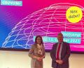 Bild: Martina Englhardt-Kopf
Die Schwandorfer Bundestagsabgeordnete Martina Englhardt-Kopf (CSU) mit dem Präsidenten des Bundesnachrichtendienstes, Bruno Kahl.