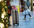 Symbolbild: Andreas Arnold/dpa
Wer um die Weihnachtszeit günstig und komfortabel ans Ziel kommen möchte, kann zum Beispiel direkt an den Feiertagen reisen.