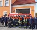 Bild: FFW Grötschenreuth/exb
Einsatzkräfte der Feuerwehr Grötschenreuth absolvierten eine Leistungsprüfung. Das Bild zeigt Kreisbrandmeister Herbert Thurm, Kreisbrandmeister Wolfgang Wedlich, Kreisbrandinspektor Stefan Gleißner, stellvertretender Vorsitzender Karl Dumler, Ehrenkommandant Georg Panzer, Reinhold Fenzl, Harald Fenzl, Matthias Schubert, Florian Dumler, Gerhard Ott, Markus Tretter, stellvertretende Kommandantin Lena Dumler, Ehrenvorstand Matthias Stock, Michael Affolter, Thomas Gallersdörfer, Vorsitzender Thomas Hanauer und Bürgermeister Johannes Reger.
