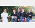 Bild: Klinikum/Dietl/exb
Der Trachtenverein Hirschau hat 80 Paar Söckchen gestrickt. Von links: Marion Neller, Martina Dolles, Vorsitzender Michael Meier, Sieglinde Meier und Anna-Maria Steil.