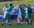 Bild: mr
Torjubel beim Stullner Torschützen Sebastian Hartmann nach seinem Hattrick zum 3:0. Am Ende siegte der Spitzenreiter 7:0 bei der SG Niedermurach/Pertolzhofen.