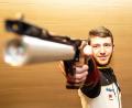 Bild: Hösamer
Andreas Köppl ist dreifacher Deutscher Meister in unterschiedlichen Schieß-Disziplinen. Seine Erfolge brachten ihn in den Nachwuchs-Nationalkader.