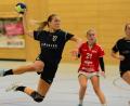 Bild: Mark
HSG-Spielerin Carina Czichon beim Torwurf.