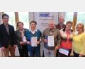 Bild: usc
Der VdK-Ortsverband Ursensollen ehrt langjährige Mitglieder (von links): Dritter Bürgermeister Achim Kuchenbecker, VdK-Kreisvorsitzende Marianne Kies-Baldasty, Emilie Graml (in Vertretung für ihren Ehemann Josef Graml, 20 Jahre Mitglied, Beisitzer im Vorstand), Rudolf Kuhn (20 Jahre), Georg Stiegler (25 Jahre), Edeltraud Urban (20 Jahre) und Vorsitzende Jutta Streher.