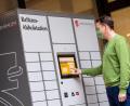 Bild: Moritz Frankenberg/dpa
Für die Ausgabe von Ausweisen an Abholstationen – im Bild ein Terminal in Langenhagen – gibt es in Bayern noch rechtliche Vorbehalte.