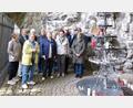 Bild: KAB Waldsassen/exb
Die Teilnehmer der KAB-Rosenkranzandacht bei der Loudesgrotte.