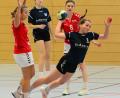 Bild: mhs
Verena Luley vom HSG Nabburg-Schwarzenfeld beim Torabschluss gegen die TG Landshut.