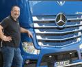 Bild: Gabi Schönberger
Robert Schreier mit seinem Lkw "Lotte"