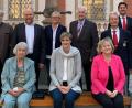 Bild: exb
Anerkennung sprach Kreisvorsitzender, Landrat Andreas Meier, den ausgeschiedenen Vorstandsmitgliedern aus. Sitzend, von links: Adolf Dendorfer, Wally Zwick, Kathrin Regler, Petra Dettenhöfer. Stehend, von links: Gerhard Kneidl, Simon Wittmann, Edeltraud Regler, Fred Lehner, Dr. Christian Wagner, Sandro Galitzdörfer und Landrat Andreas Meier.