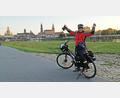 Bild: Susanne Hiller/exb
Ankunft in Dresden: Susanne Hiller hat die 700 Kilometer des Elberadwegs von Cuxhafen bis nach Dresden geschafft.