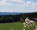 Bild: Eger
Die Windräder auf den Höhenzügen bei Bärnau sollen Zuwachs bekommen. Zwei Windparks bei Stöberlhof und am Steinberg sind geplant. Aber noch fehlen wichtige Unterlagen, bestätigte Markus Zapf, Jurist am Landratsamt Tirschenreuth, in der Sitzung des Naturschutzbeirates.