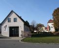 Bild: bjp
Als Teil des städtebaugeförderten Zukunftskonzepts für Dießfurt soll nach dem Willen von Stadt und Dorfgemeinschaft aus dem alten Feuerwehrhaus ein Dorftreff als belebendes Element für den Ort entstehen.