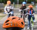 Symbolbild: Jens Kalaene/dpa
Eine "bedenkliche Entwicklung" sieht die Kreisverkehrswacht bei den Fahrradprüfungen: Immer mehr Kinder schaffen die schriftlichen und praktischen Tests nicht.