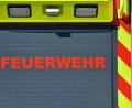Symbolbild: Martin Schutt/dpa
Die Amberger Feuerwehr wurde am Samstag, 6. November, zu einem Brand in der Steingutstraße gerufen.