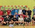 Bild: gud
Abschlussfoto der Herren mit den beiden tschechischen Trainern und ehemaligen Bundesligaspielern