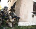 Bild: bö
Der Häuserkampf ist nur eines von verschiedenen Ausbildungsszenarien, das die US-Fallschirmjäger in Hohenfels trainieren.