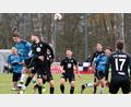 Bild: gb
Der Tirschenreuther Nico Stark (links) traf zum zwischenzeitlichen 1:0 gegen den 1. FC Creußen. Dieses Tor sollte jedoch nicht zum ersten Saisonsieg in der Bezirksliga Oberfranken Ost reichen.