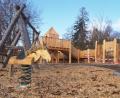 Bild: ws
Ein Mittelalterspielplatz ist beim Geschichtspark neu angelegt worden. Dafür hat der Verein Via Carolina nebst Arbeitskraft einen Betrag von rund 17 500 Euro aufgewandt. Die Stadt förderte die Initiative mit 3000 Euro.