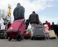 Symbolbild: Swen Pförtner/dpa
Genau wie auf diesem Symbolbild zu sehen, kamen auch in Weiden viele Flüchtlinge an. Noch immer stellt sich die Frage nach ihrer Integration.