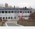 Bild: soj
Die Dachsanierung und die Erneuerung der Zufahrt zur Mittelschule in Ebnath werden bald abgeschlossen sein.