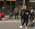 Bild: eg
Das mobile Impfteam war am Mittwoch im Berufsschulzentrum in Wiesau. Vor dem Gebäude bildeten sich zeitweise lange Schlangen.