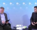 Screenshot: Hösamer
Virtuelle Bürgersprechstunde: Landrat Thomas Ebeling (rechts) beantwortet Fragen, die Moderator Fabian Borkner aus dem Netz bekommt.