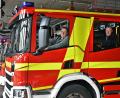Bild: Petra Hartl
Stadtbrandinspektor Philipp Seegerer (vorne) und Stadtbrandrat Bernhard Strobl sind fürs Foto noch einmal in eines der Amberger Feuerwehrautos gestiegen. Die beiden geben die Führung ab, bleiben aber aktiv in der Amberger Feuerwehr.