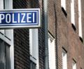 Symbolbild: Roland Weihrauch/dpa
Wegen Corona soll an Silvester das Böllern verboten sein.