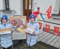 Bild: Elke Beßenreuther/exb
Die Weihnachtsaktion der SPD Parkstein kommt bei den Kindern erneut bestens an.
