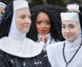 Bild: Flo Miedl/Luisenburg- Festspiele
Musical-Star Zodwa Selele (Mitte) übernimmt die Hauptrolle in "Sister Act".