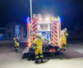 Bild: Manja Fussi/exb
Die Feuerwehr Vorbach freut sich über ihre neuen Schutzanzüge und probiert sie gleich mal aus.