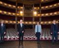 Bild: Sven Hoppe/dpa
Nur ausgewählte Persönlichkeiten durften beim Festakt zum 75. Geburtstag der bayerischen Verfassung im Nationaltheater in München teilnehmen.