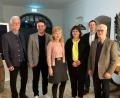 Bild: Christoph Braunisch/exb
Franz Brunner, Peter Wein, Marianne Schieder, Franz Kopp und Helmut Butz (von links) verabschiedeten Sonja Braunisch (Dritte von links) in den Ruhestand.