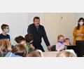 Bild: Stadt Schönsee/exb
Wissbegierige Kinder hieß Bürgermeister Reinhard Kreuzer im Rathaus willkommen.