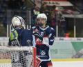 Archivbild: gb
Der ehemalige Blue-Devils-Verteidiger Adrian Klein (rechts) darf auf die Nominierung für die U20-Weltmeisterschaft in Kanada hoffen.