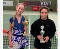 Bild: Sabine Henn
Die zwölfjährige Tamina Kochta (links) besiegte im Finale der U16-Konkurrenz Kim Gysin.