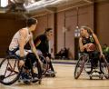 Bild: Stephanie Wunderl
Svenja Mayer (rechts) im Auftaktspiel der Europameisterschaft gegen die Niederlande.