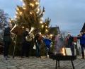 Bild: gri
Die Hammerbachtaler Blousn gab am Sonntag in Freudenberg ein spontanes Standkonzert.