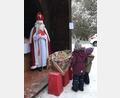 Bild: Pfarrei Mähring/exb
Der Nikolaus brachte Geschenke für die Kinder mit.