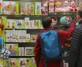 Bild: Wolfgang Steinbacher
Für die Amberger Kinder kann Weihnachten kommen, denn Spielzeug gibt es auf jeden Fall genug, um den Platz unter dem Baum zu füllen.