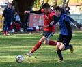 Archivbild: gb
Jonas Schmutzer (links) und der TSV Püchersreuth eilen in der A-Klasse Ost des Fußballkreises Amberg/Weiden von Erfolg zu Erfolg. Keine Mannschaft im gesamten Kreis kann eine bessere Bilanz aufweisen.