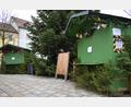 Bild: szl
Auf behördliche Anordnung muss der Bratwurst- und Glühweinverkauf am Oberen Marktplatz in Tirschenreuth eingestellt werden.
