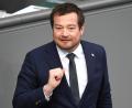 Archivbild: Britta Pedersen
Der Weidener Bundestagsabgeordnete Uli Grötsch (SPD) spricht im Bundestag.
