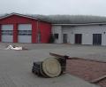 Bild: hou
Nach einer durch Corona bedingten Pause sind die Arbeiten am Höglinger Feuerwehrgerätehaus wieder aufgenommen worden. Nun geht das Projekt mit großen Schritten seiner Vollendung entgegen.
